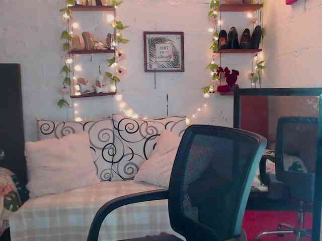 missrosariostepmoan webcam