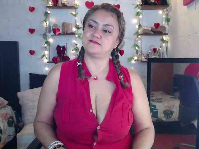 missrosariostepmoan webcam