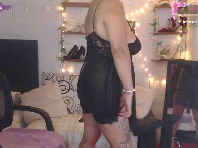 missrosariostepmoan webcam