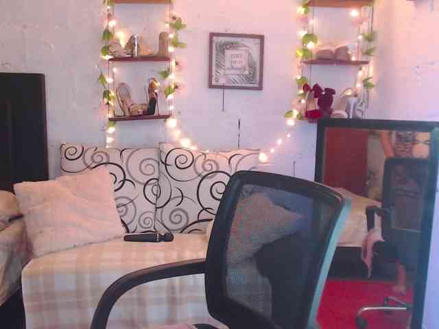 missrosariostepmoan webcam