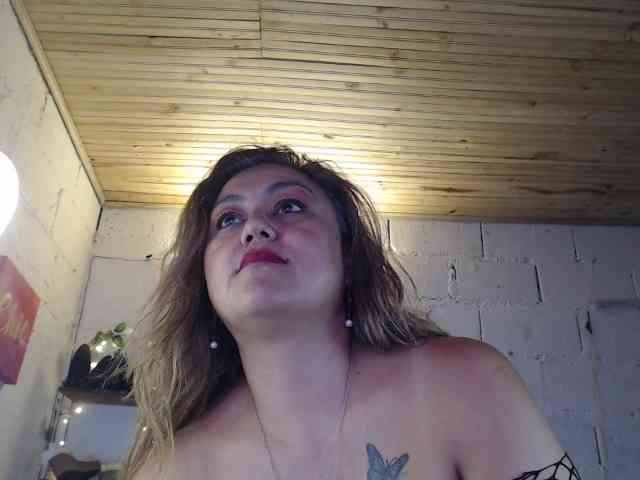 missrosariostepmoan webcam