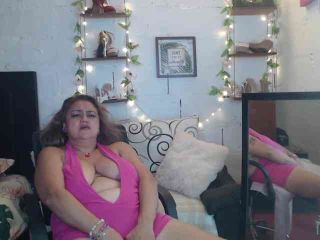 missrosariostepmoan webcam