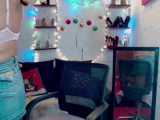 missrosariostepmoan webcam