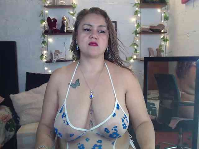 missrosariostepmoan webcam