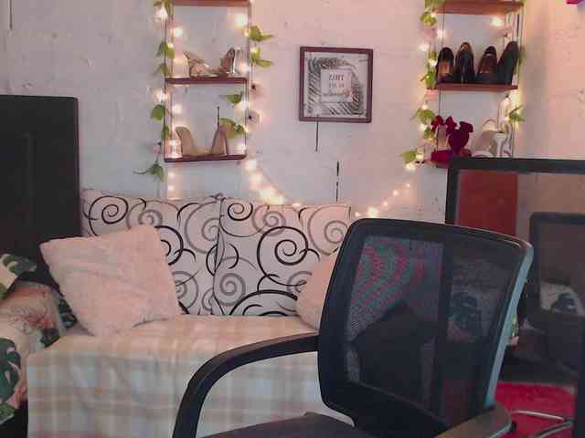 missrosariostepmoan webcam