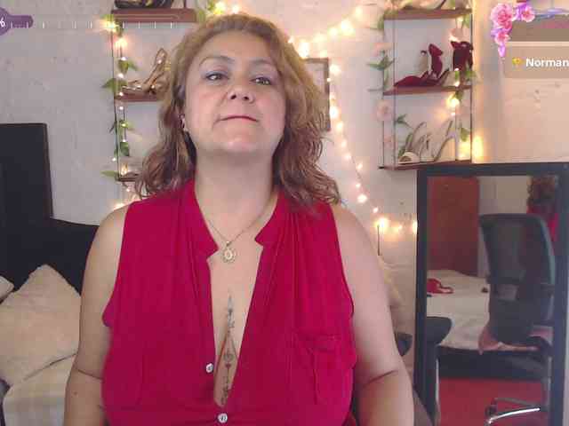missrosariostepmoan webcam
