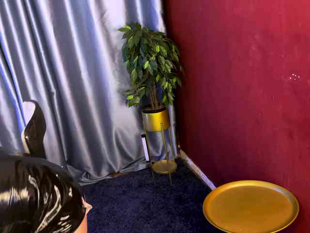 ashley_divine webcam