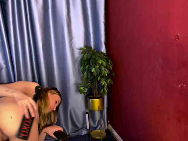 ashley_divine webcam