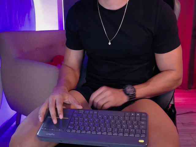 LiamVolkov LiamVolkov