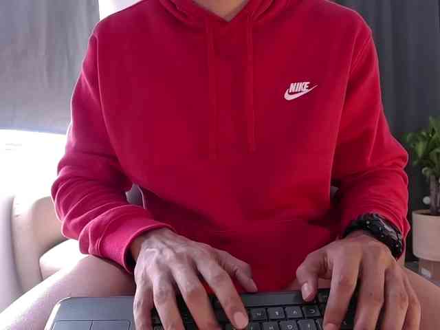 LiamVolkov Live Webcam on BongaCams