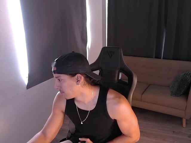 LiamVolkov LiamVolkov