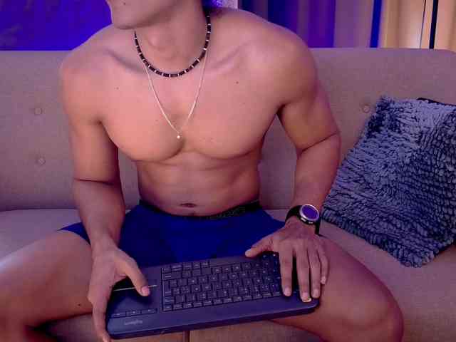 LiamVolkov LiamVolkov