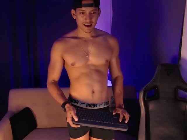 LiamVolkov LiamVolkov