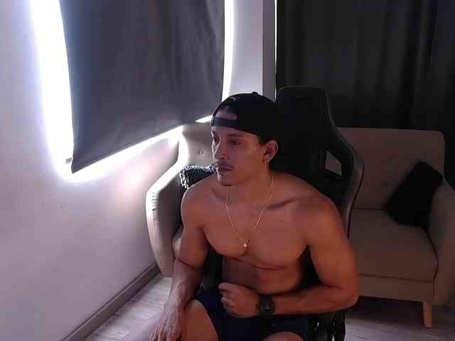 LiamVolkov LiamVolkov