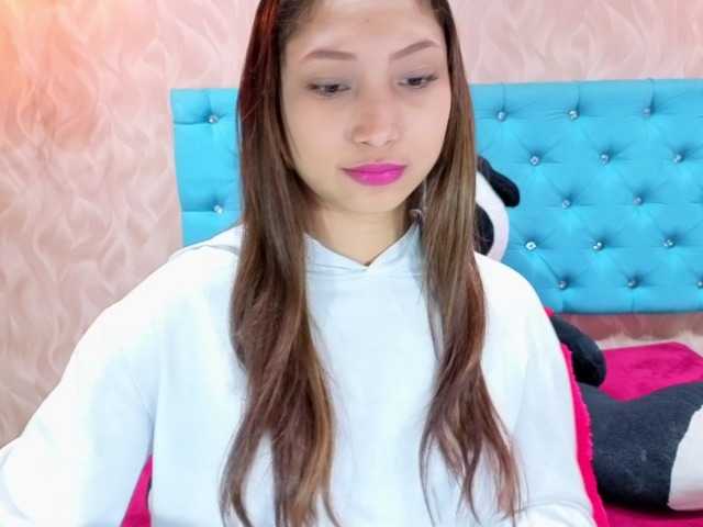 MadelineDollx's BongaCams show and profile