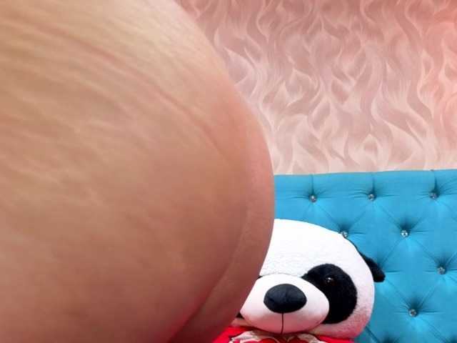 MadelineDollx's BongaCams show and profile