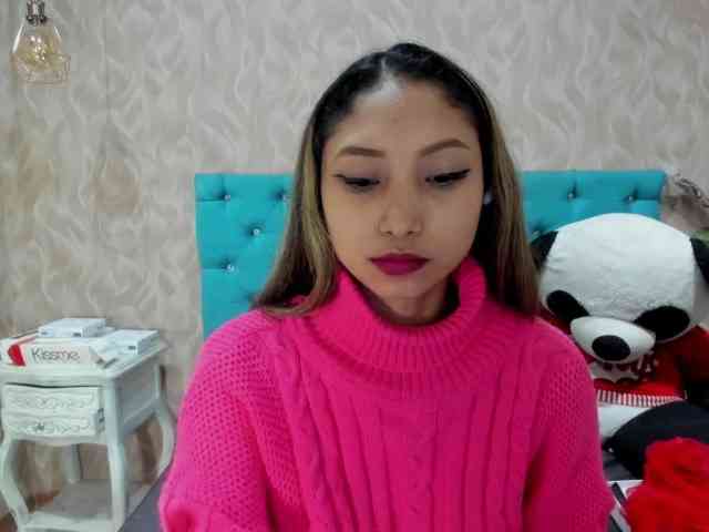 MadelineDollx webcam