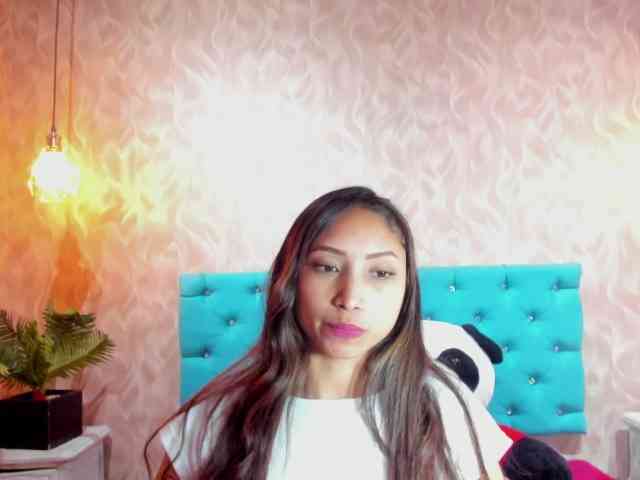 MadelineDollx webcam