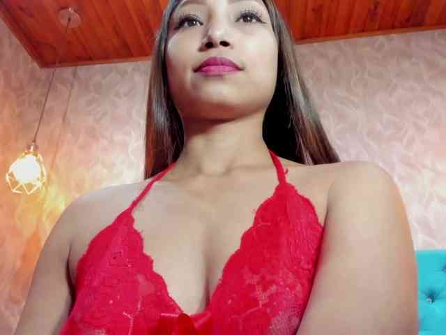 MadelineDollx webcam