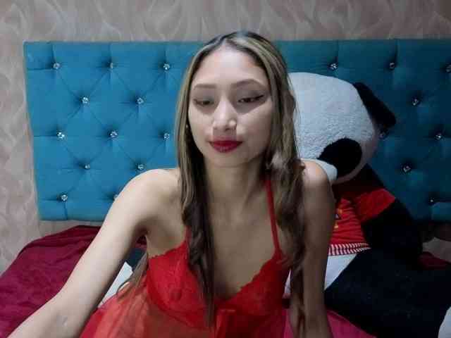 MadelineDollx webcam
