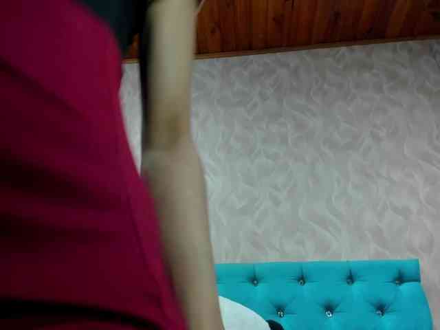 MadelineDollx webcam