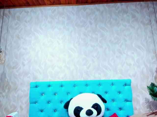 MadelineDollx webcam