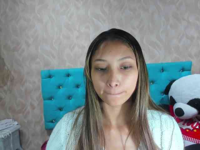 MadelineDollx webcam