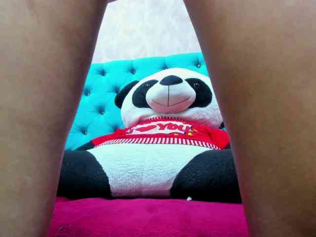 MadelineDollx webcam