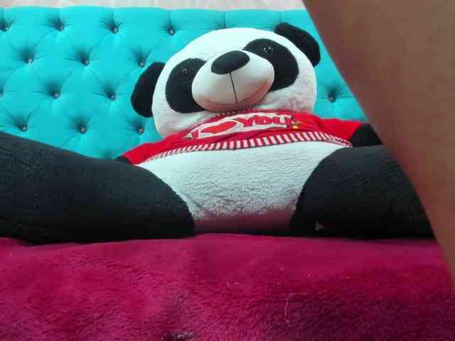 MadelineDollx webcam