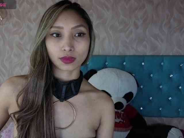 MadelineDollx webcam