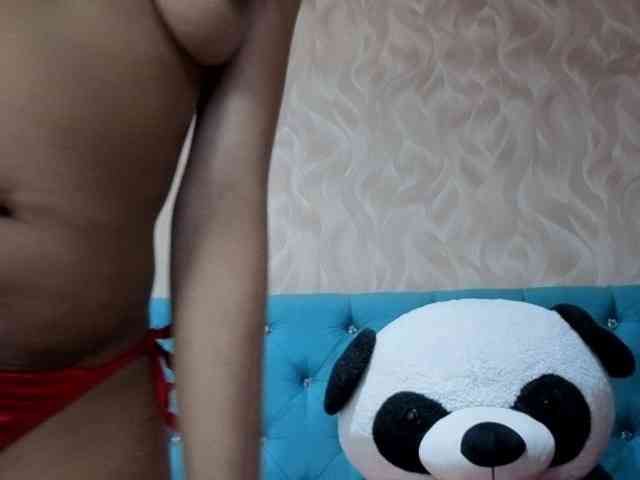MadelineDollx webcam