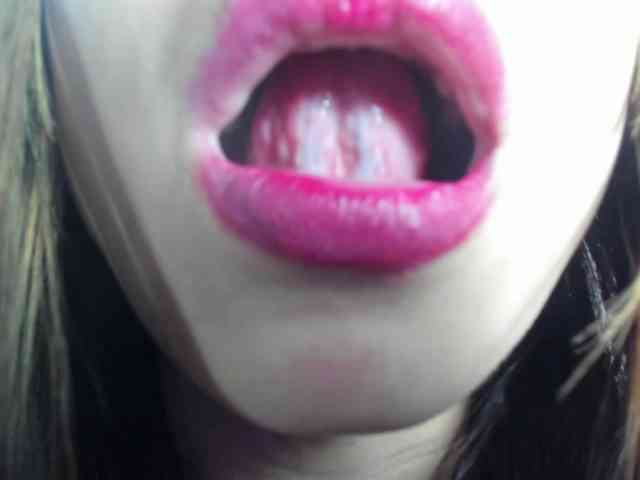 MadelineDollx webcam