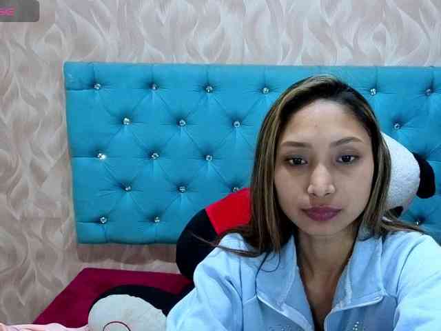 MadelineDollx webcam