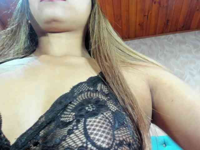 MadelineDollx webcam