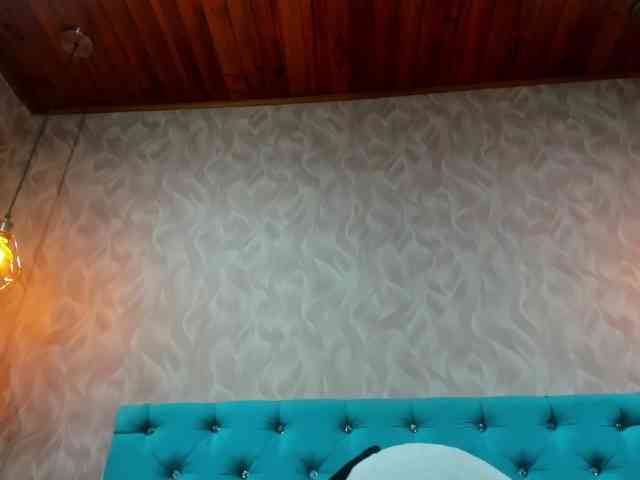 MadelineDollx webcam