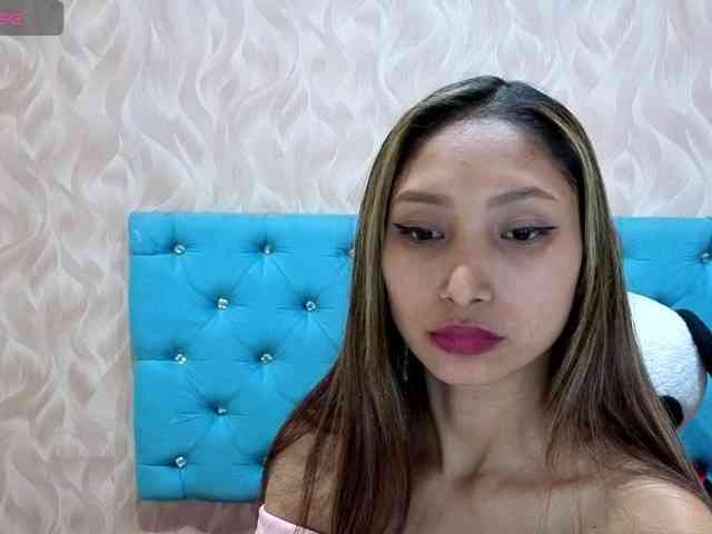 MadelineDollx webcam