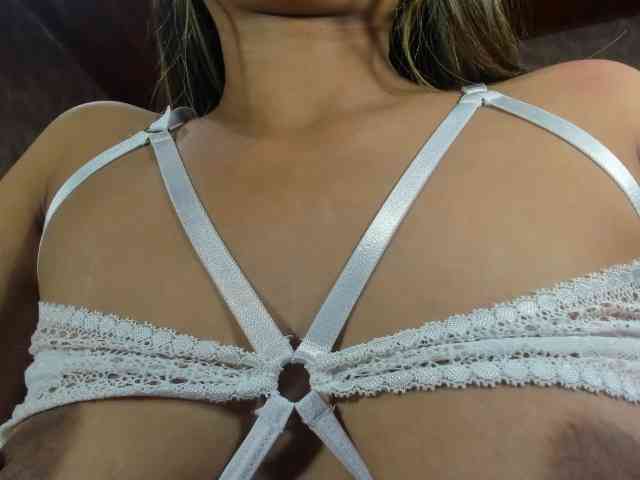 MadelineDollx webcam