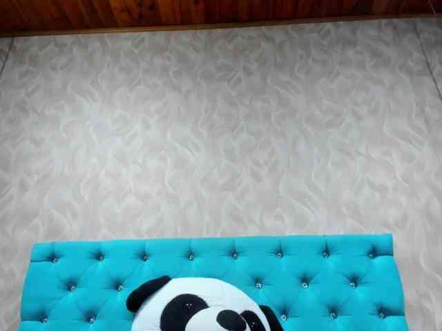 MadelineDollx webcam