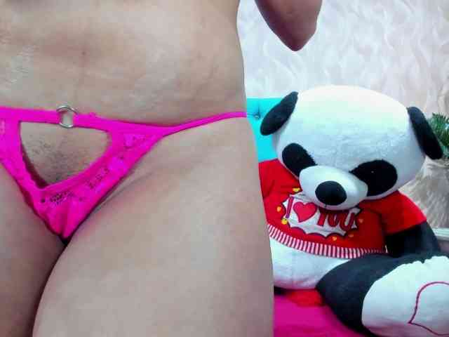 MadelineDollx webcam