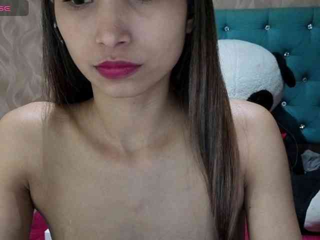 MadelineDollx webcam