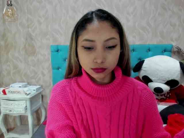 MadelineDollx webcam