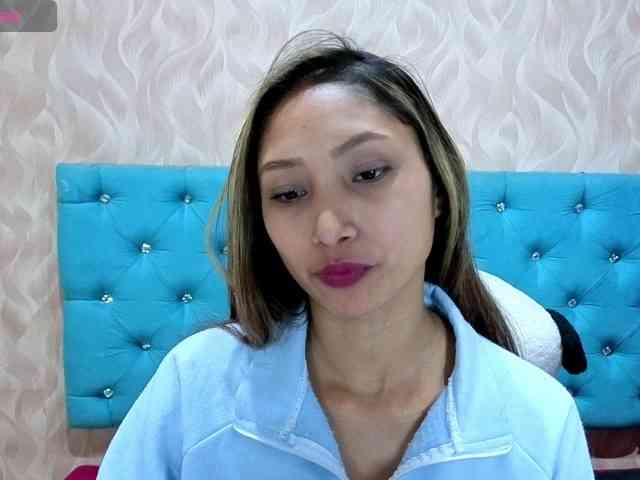 MadelineDollx webcam