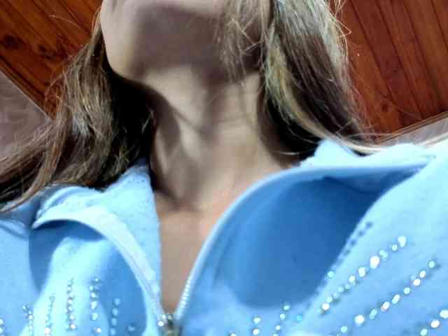 MadelineDollx webcam