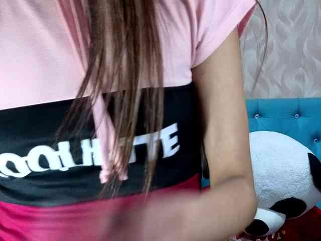 MadelineDollx webcam
