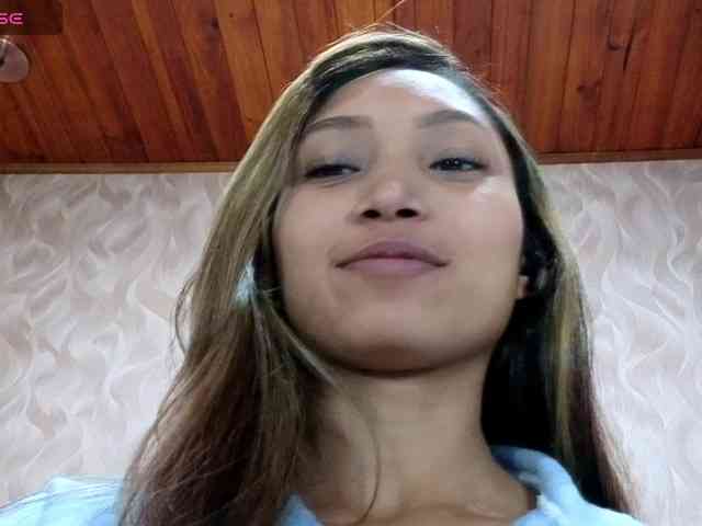 MadelineDollx webcam