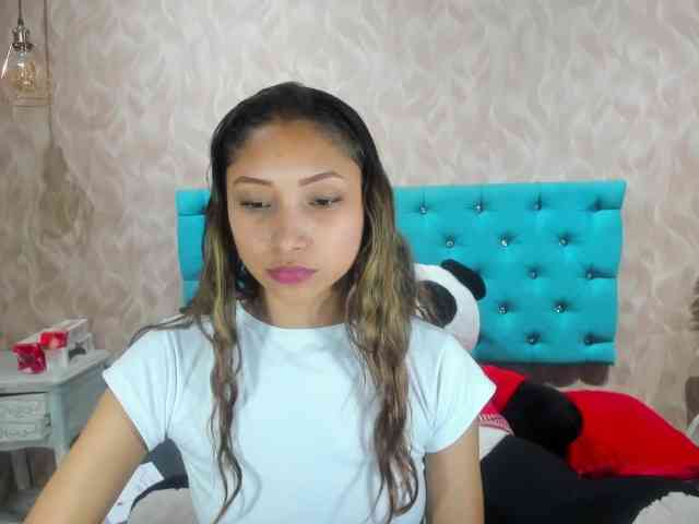 MadelineDollx webcam