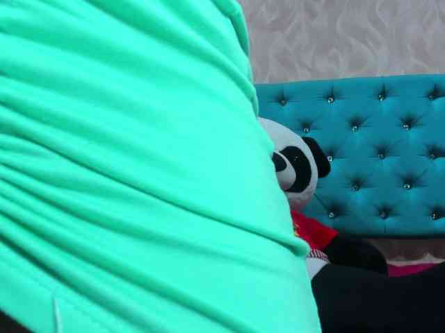 MadelineDollx webcam