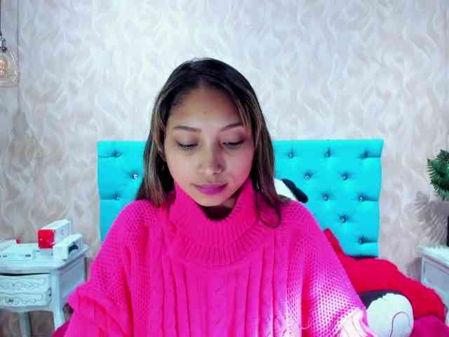 MadelineDollx webcam