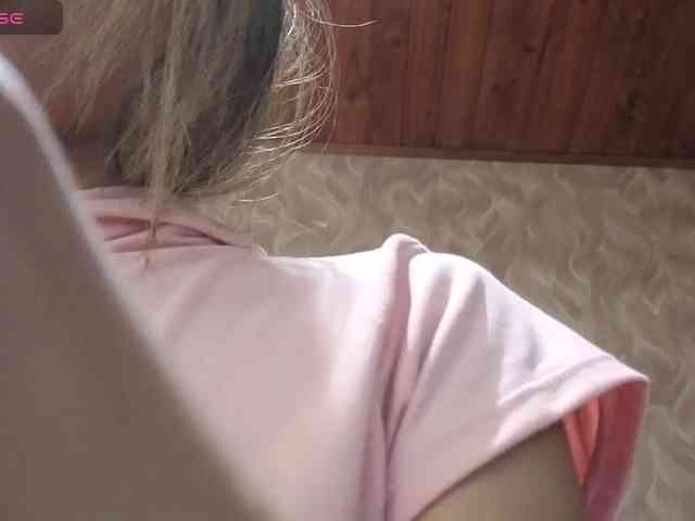 MadelineDollx webcam