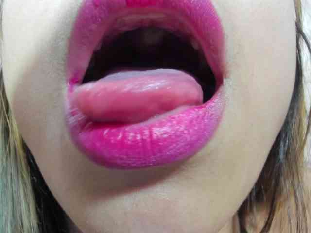 MadelineDollx webcam